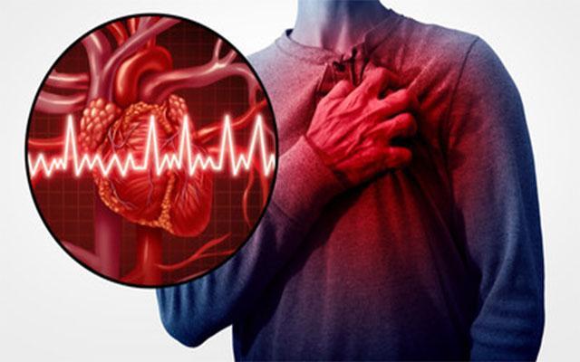 Tiền sử bệnh huyết áp hay bệnh tim mạch không nên thực hiện nâng mũi vì có nguy cơ ảnh hưởng đến sức khỏe.