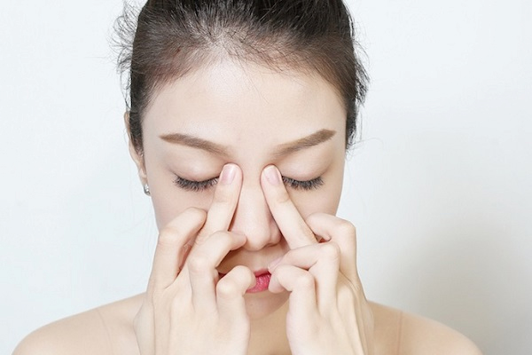 Nâng mũi bị nhức và 4 nguyên nhân phổ biến